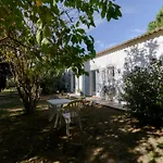 D'hotes Bed and Breakfast