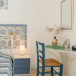 D'hotes Bed and Breakfast 3*