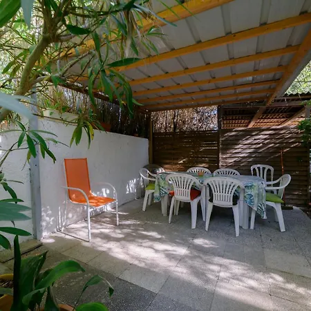 D'hotes Saint-Cyprien (Pyrenees-Orientales)